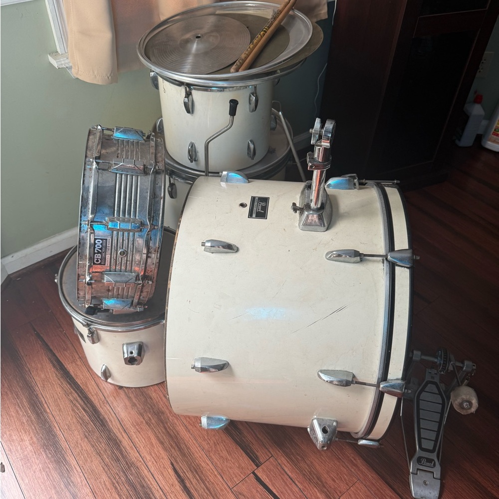 White Drum Set with Silver Accents